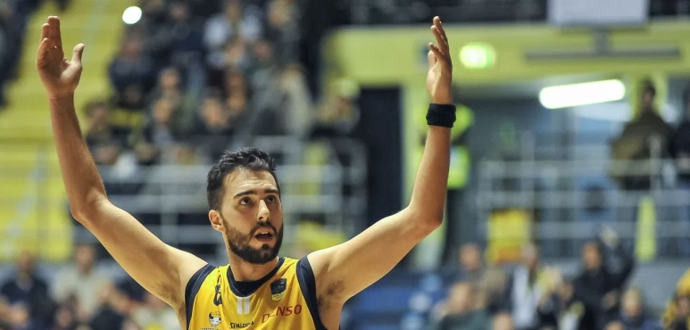 Vujacic and Boungou-Colo lead Torino to victory