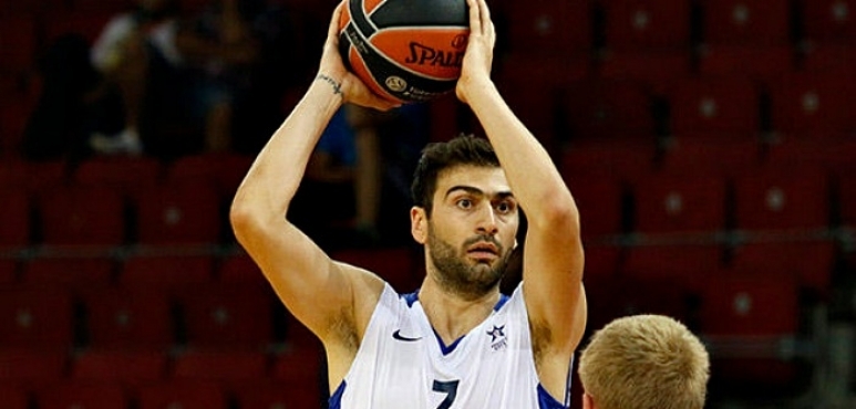 Kostas Vasiliadis selected the top Greek playing abroad