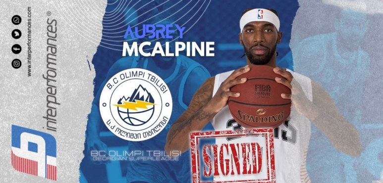 Aubrey McAlpine signs at Olimpi